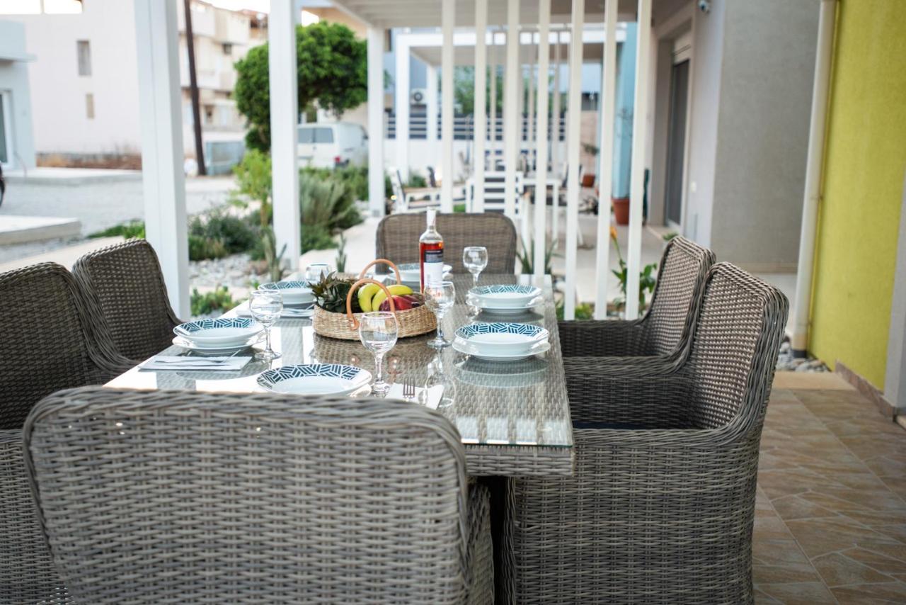 Melia Villa Kokkinos Pirgos Buitenkant foto