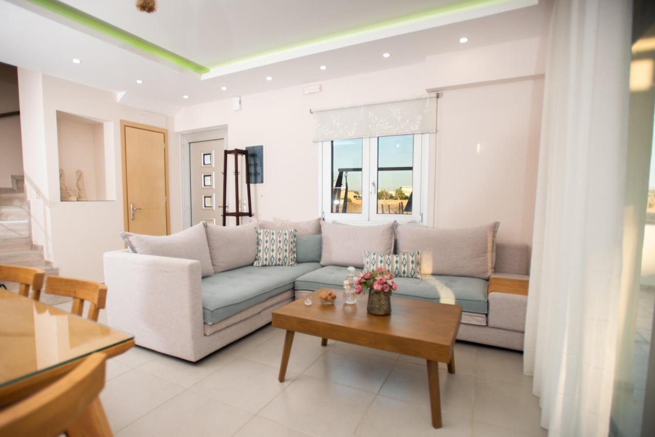 Melia Villa Kokkinos Pirgos Buitenkant foto